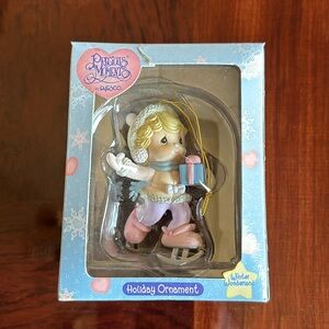 Precious Moments *Vintage* Winter Wonderland Holiday Ornament